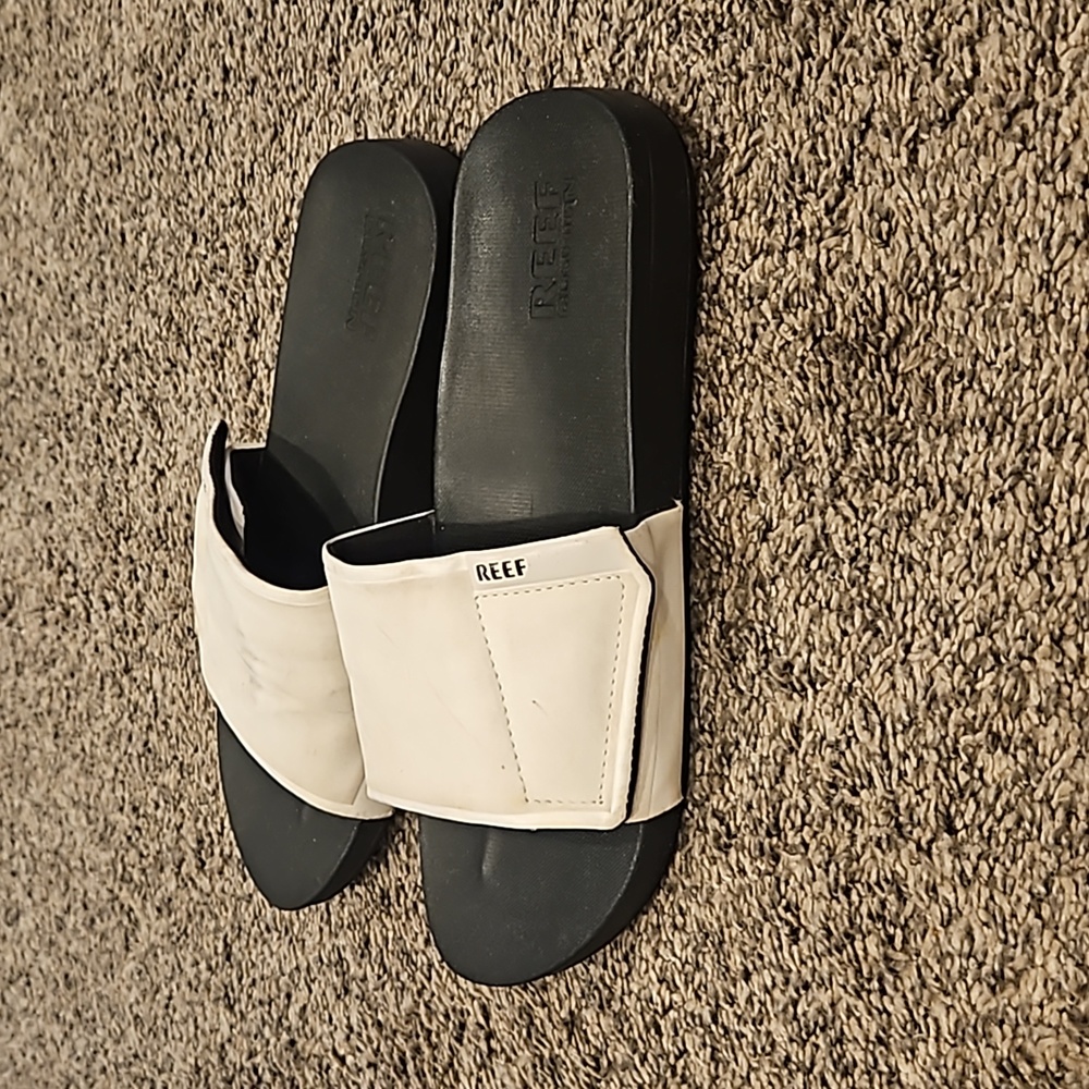 Reef Slides